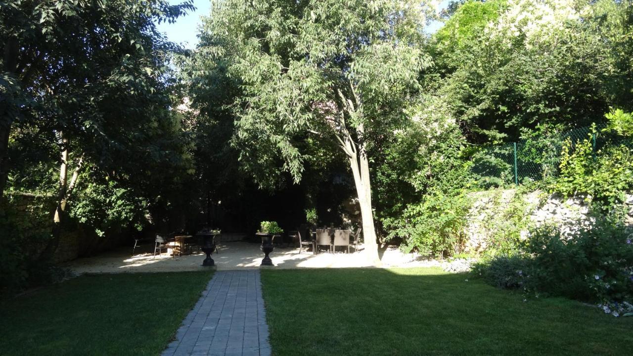 Chambre côté jardin Nîmes Exterior foto